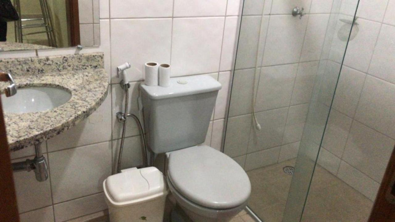 Apartamentos Com Piscinas Em Caldas Novas Room photo