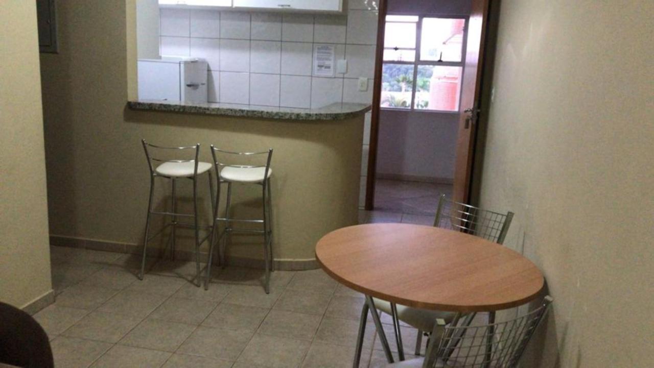 Apartamentos Com Piscinas Em Caldas Novas Room photo